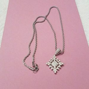 Sterling silver diamond cut chain with pendant